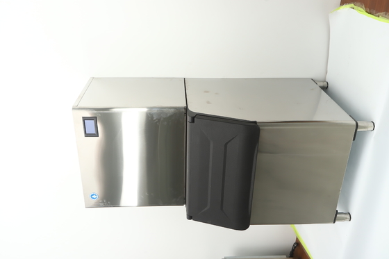 Une machine à glaçons à mousse privée sans glacière 280 kg/24 heures et une machine à flocons de neige granulaires sûre et durable